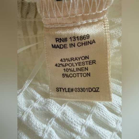 🍒 Evolutionary Cherry & Bow Smocked Crop Top Red and White Size L NWT - Picture 6 of 10